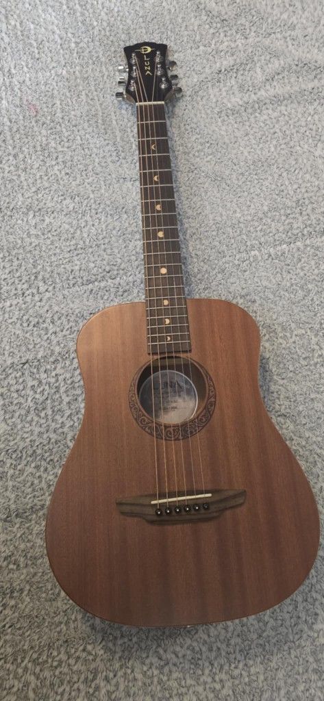 LUNA ACOUSTIC GUITAR TRAVEL SIZE $119