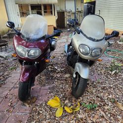 Mechanic Special 900 Triumph Both Have Clean Titles Will Sell Complete All Parts Message With Your Needs prices For The Pair