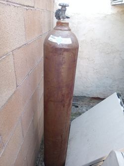 Helium tank