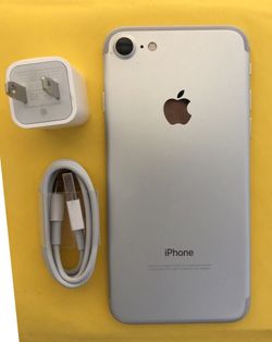 iPhone 7 32GB Factory Unlocked