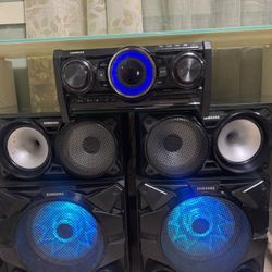 Samsung Sound System & Table
