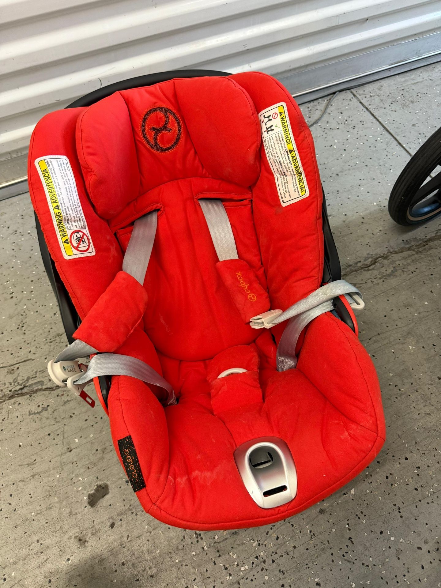 Cybex Priam Stroller w/Car seat, Bassinet & 2 Seat Bases!