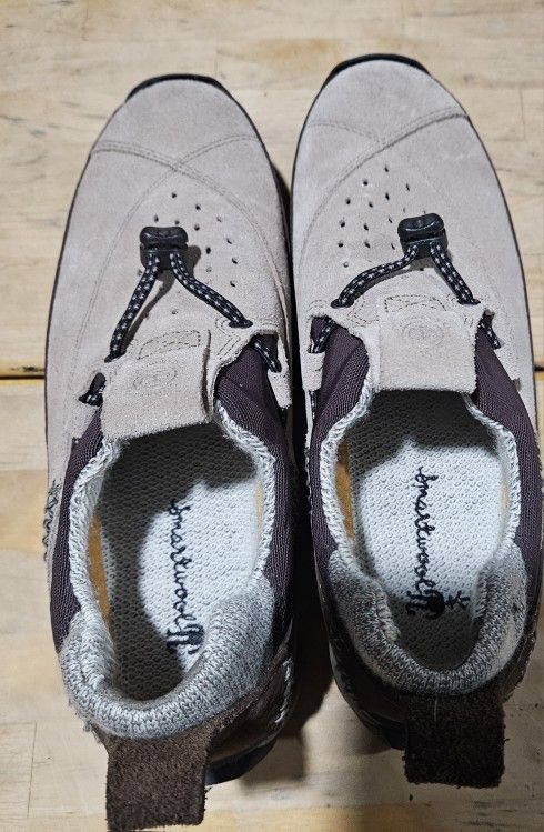 New- Unused Timberland Slip Ons 7.5 Woman