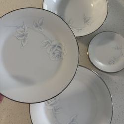 Noritake Set 