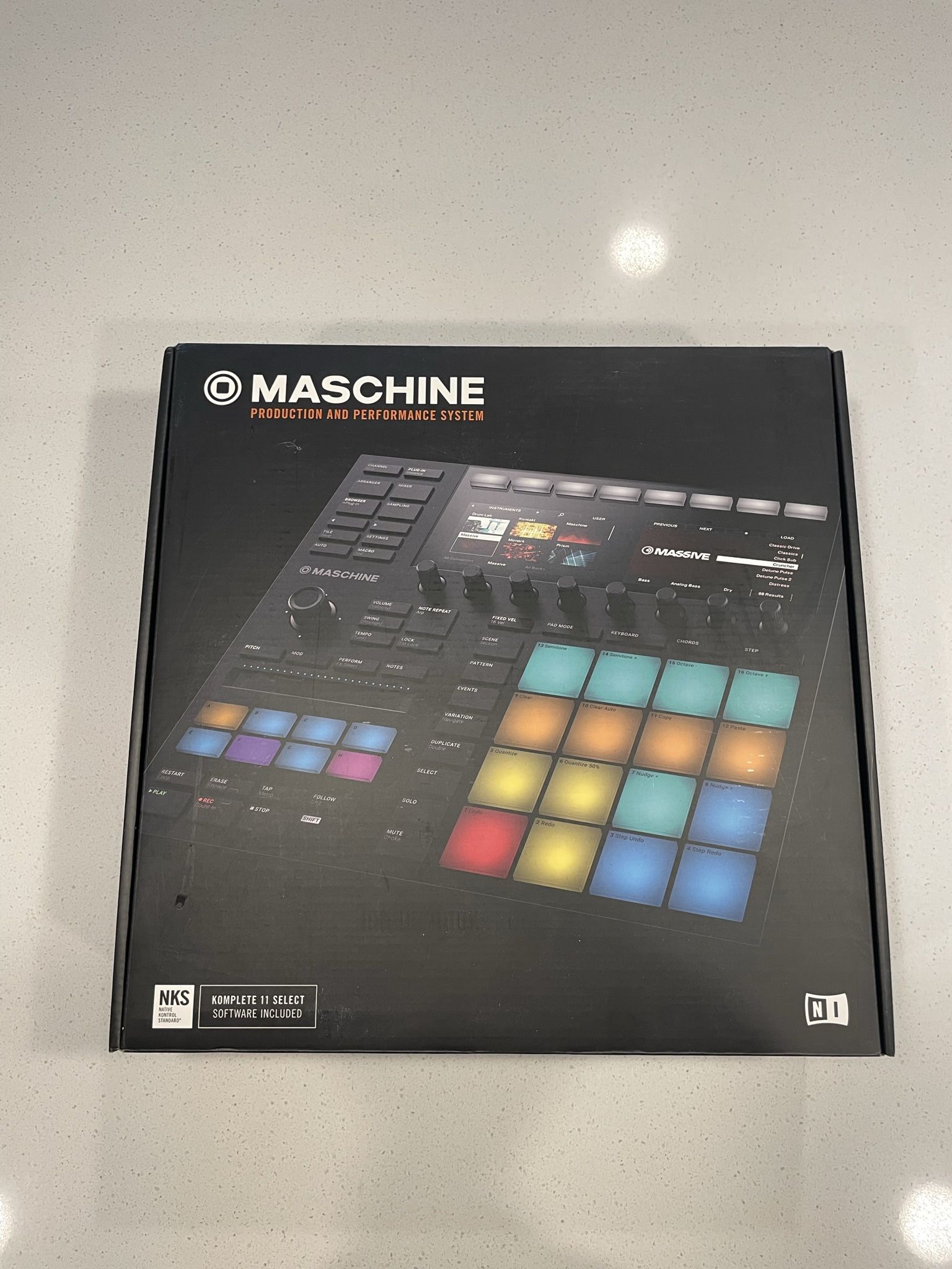 NATIVE INSTRUMENTS MASCHINE MK3 CONTROLLER