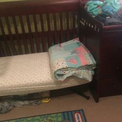 Baby crib Brand New My Daughter Never Slept In It Turns In To A Day Bed It Has Changing Table With 3drawers &shelve In Back