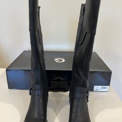 Guess Women Boots Size 6M