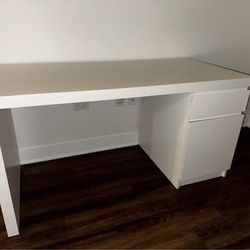 White Desk