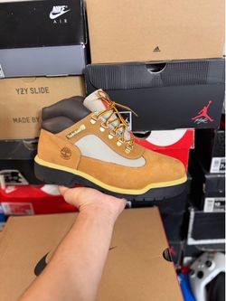 Timberland Field Boot Mid Lace Waterproof size 9 VNDS