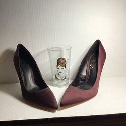 Zara Woman’s 41 High Heels/ Breakfast At Tiffany’s 16 Oz Drinking Glass
