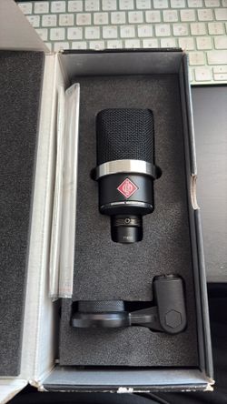 USED Neumann TLM 102 (Black)