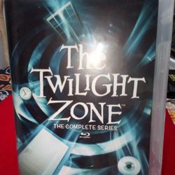 THE TWILIGHT ZONE SEASONS 1-5 ON BLUE RAY MISSING 1 DISK