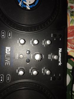 Numark DJ live