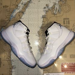 Air Jordan 11 Legend Blue Size 9.5 Mens