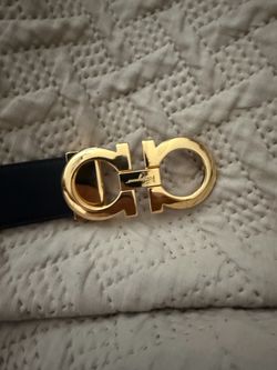 Ferragamo belt like new