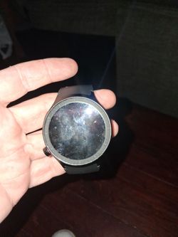 2026 moto watch oled model