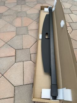 2021-2026 GM Cargo Area Shade / Retractable Cover