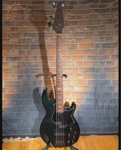 Yamaha Bass 734a