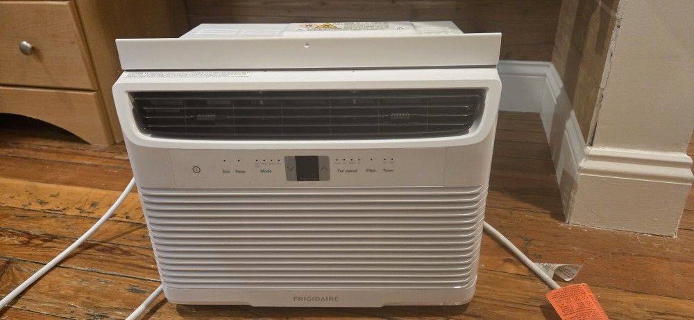 Frigidaire 6K BTU AC Unit and Window Bracket