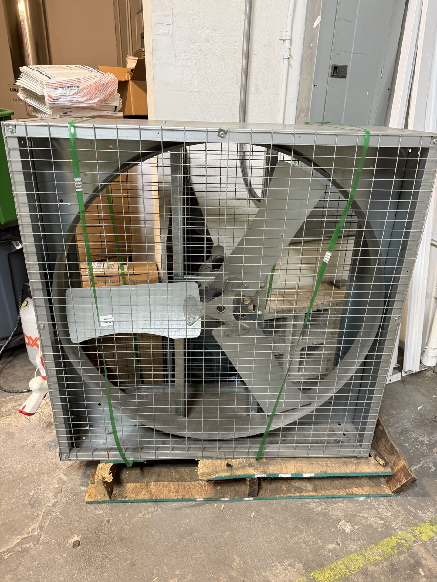 Dayton Agriculture Exhaust Fan 44YU07