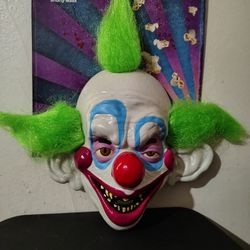 Halloween Mask, Killer Clowns From Outer space