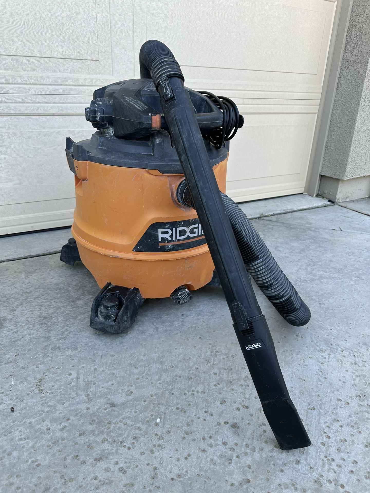 wet dry shop vac