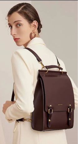 CNOLES and DESIGN leather backpack