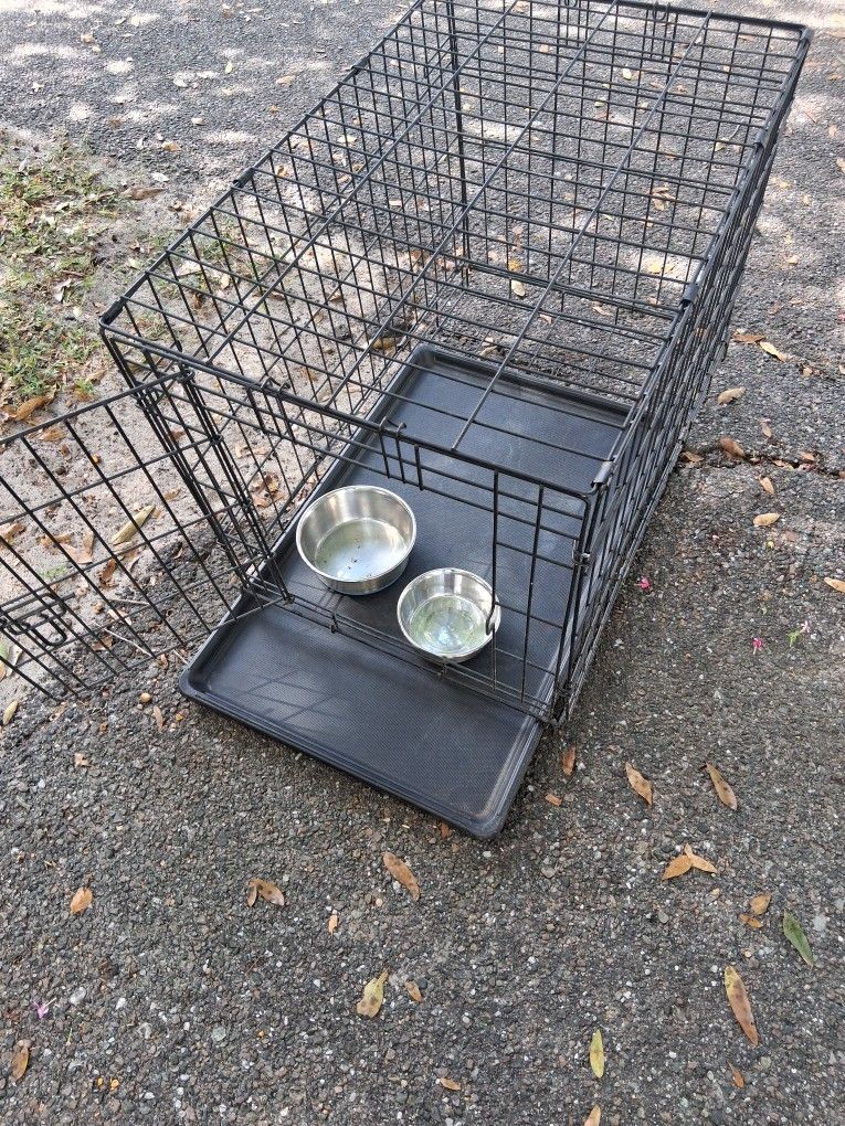 Dog Cage. Medium Size