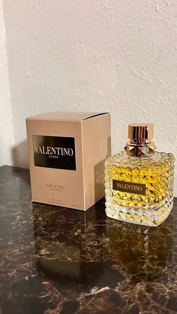 Valentino born in roma the gold