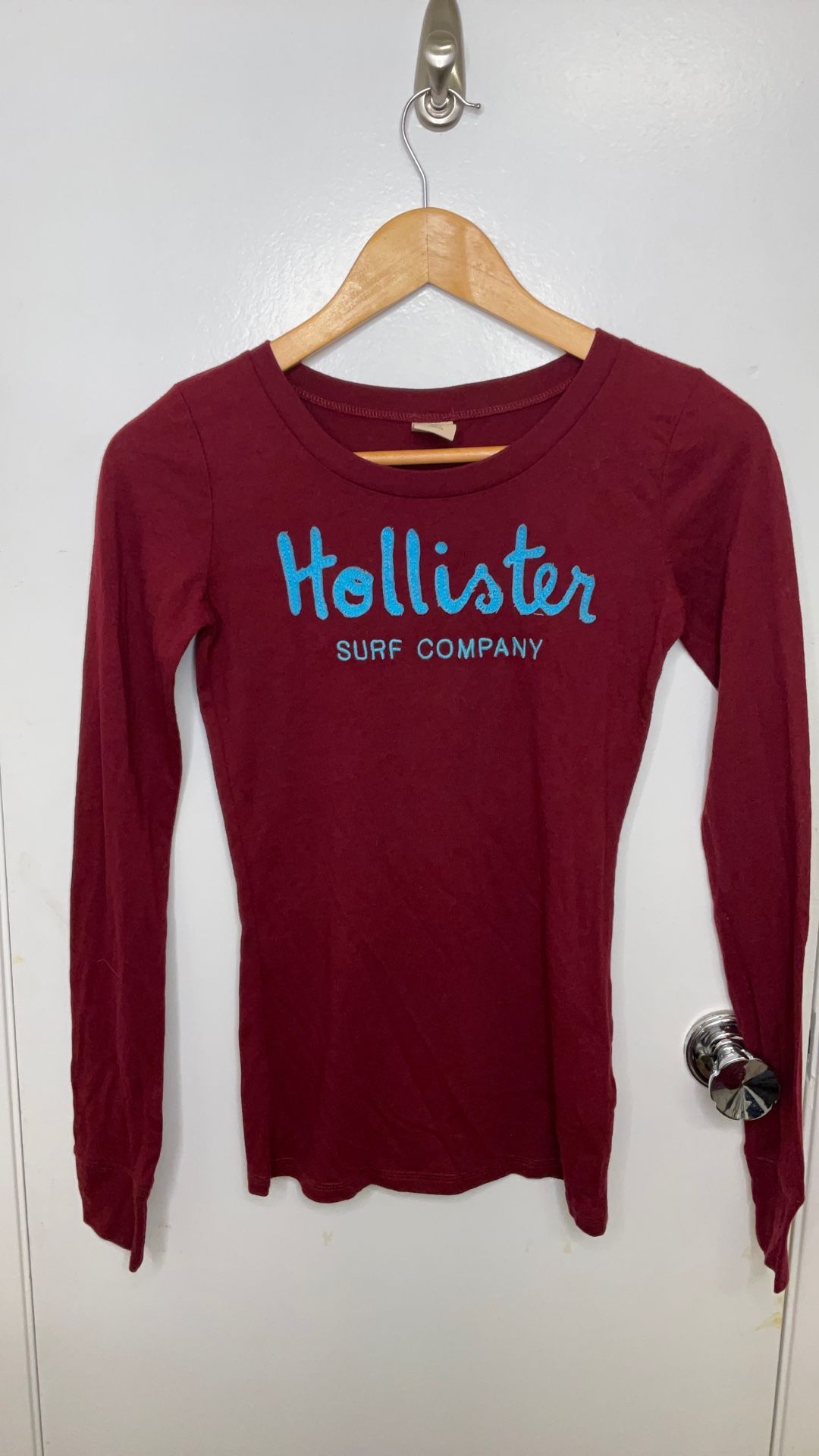 Burgundy Hollister Women’s Long Sleeve - Size XS