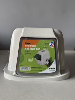 Van Ness Large Enclosed Litter Pan – New