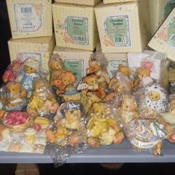 25 Cherished Teddies Figurins