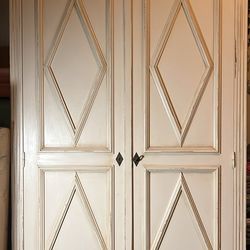 Ballard Furniture Amoire/wardrobe