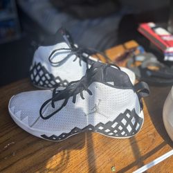 Jordan Jumpman Diamond Mid Sneakers(Used)