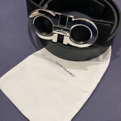 Salvatore Ferragamo Belt Color Black. Size 40