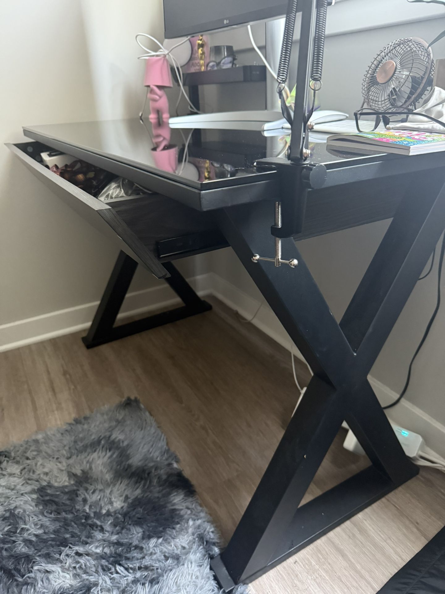 Office table w/ drawer