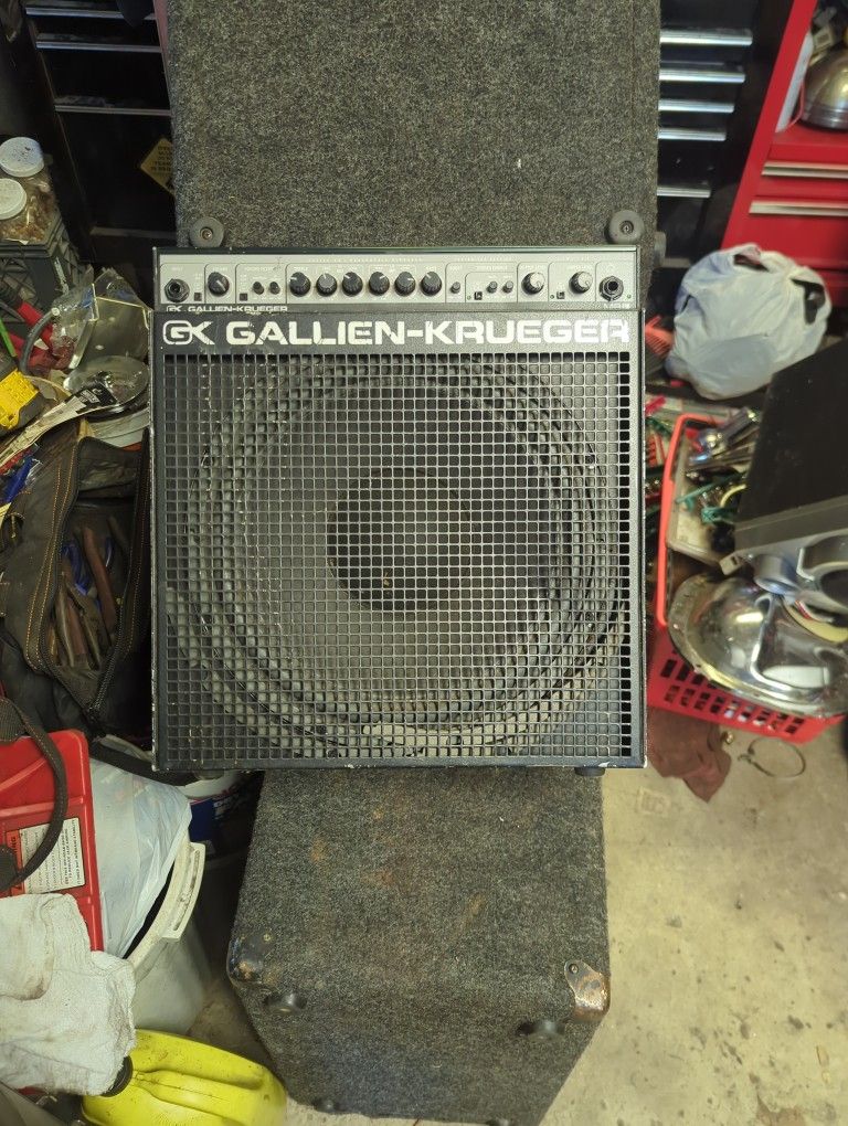 Gallien-krueger Base Amplifier 