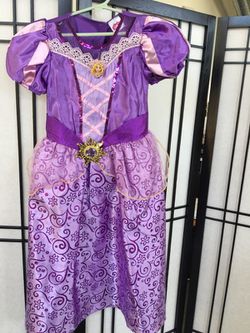 Girl's Rapunzel costume SZ 6