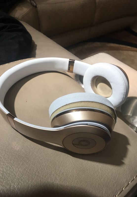 Beats solo 3 (works with cord)