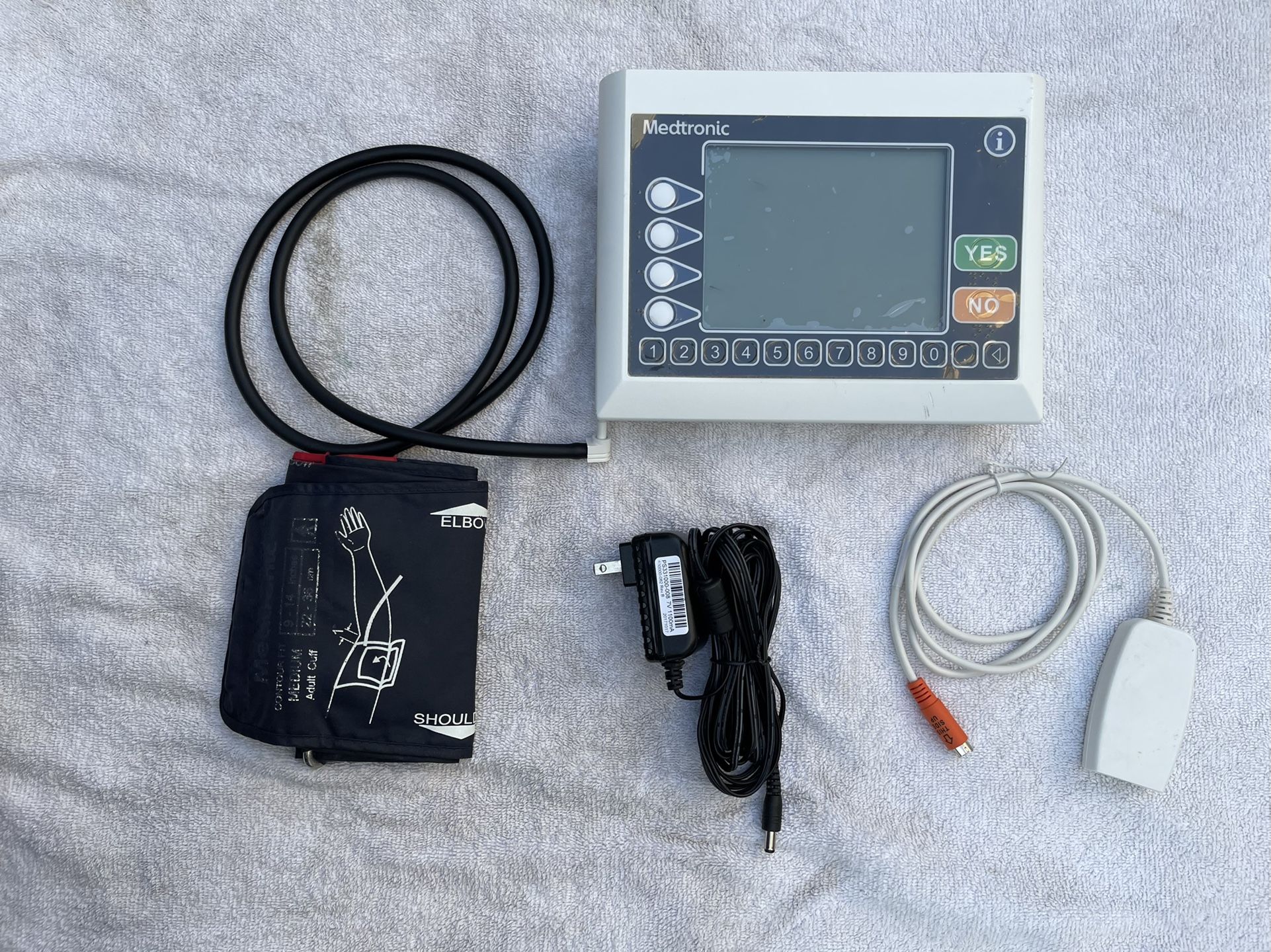 Medtronic Commander Flex CD320 with Blood Pressure Monitor