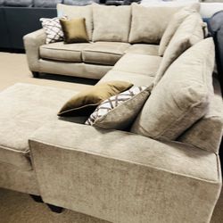 SUPER DEALS ON NICE SECTIONAL!