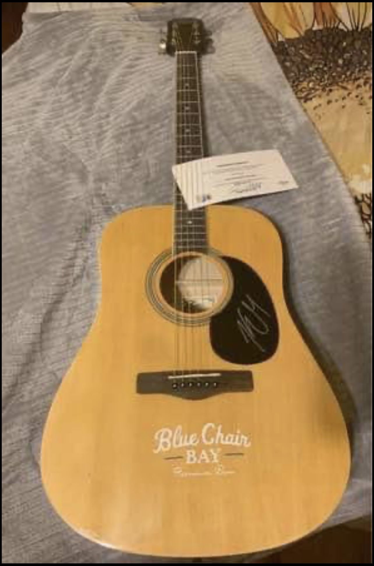 BLUE CHAIR BAY, KENNY CHESNEY AUTOGRQPHED ROGUE ACOUSTIC GUITAR WITH COA