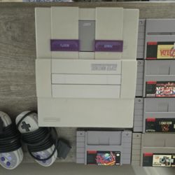 Super Nintendo (SNES) 