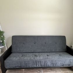 Like New Queen Futon