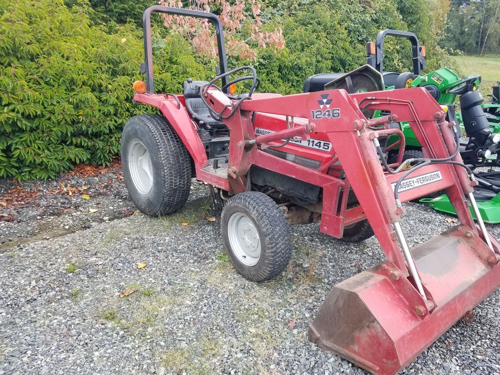 1992 Massey Ferguson 1145 4wd Tractor