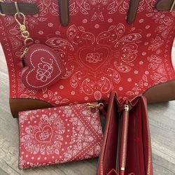 Ralph Lauren Tore/wallet/wrist Bag Set. 