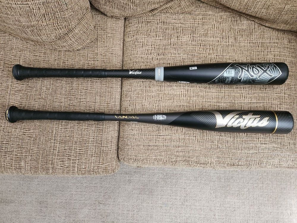Victus Bats Like New