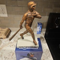 Ken Griffey Bronze Statue