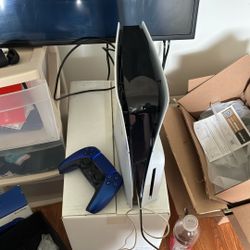 Slim Disc Ps5 & 55” 4k Tv Bundle *Need Gone*