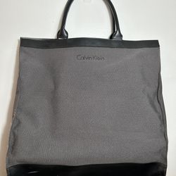 Women's roomy bag. Calvin Klein brand. $26.
